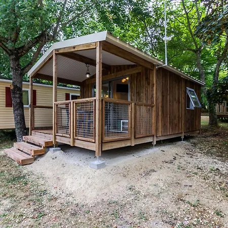 Chalet Franklin 2 Personnes Saint-Martial-de-Nabirat